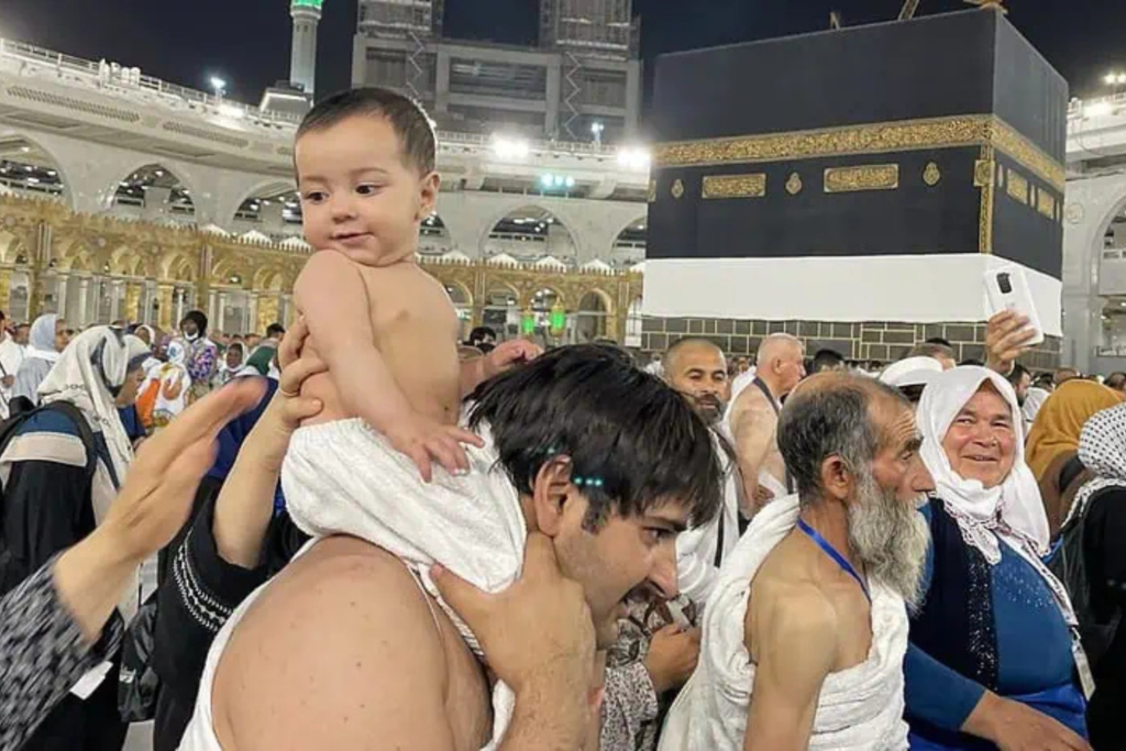 Choosing the Right Time for Umrah With Kids
